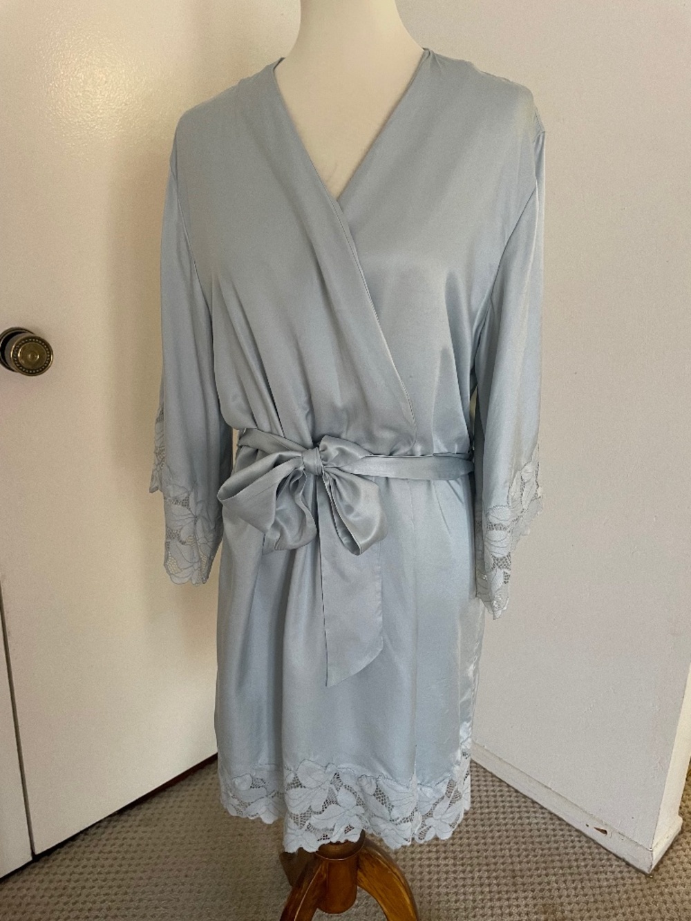 Ginia Leila Robe, XL, Like New, Color: "Ice" or Baby Blue, Silk Blend